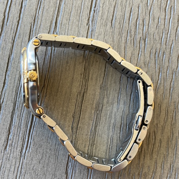 GUCCI Watch - GUCCI timepieces - Fine Jewelry - Push Button Security Clasp - Picture 12 of 13